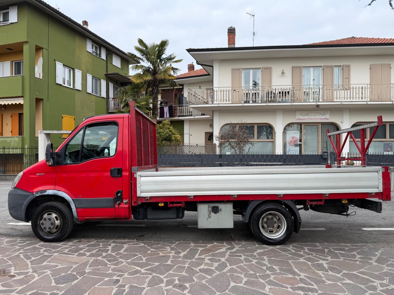 Iveco Daily 35C15 3.0 Hpi PM-RG Cabinato