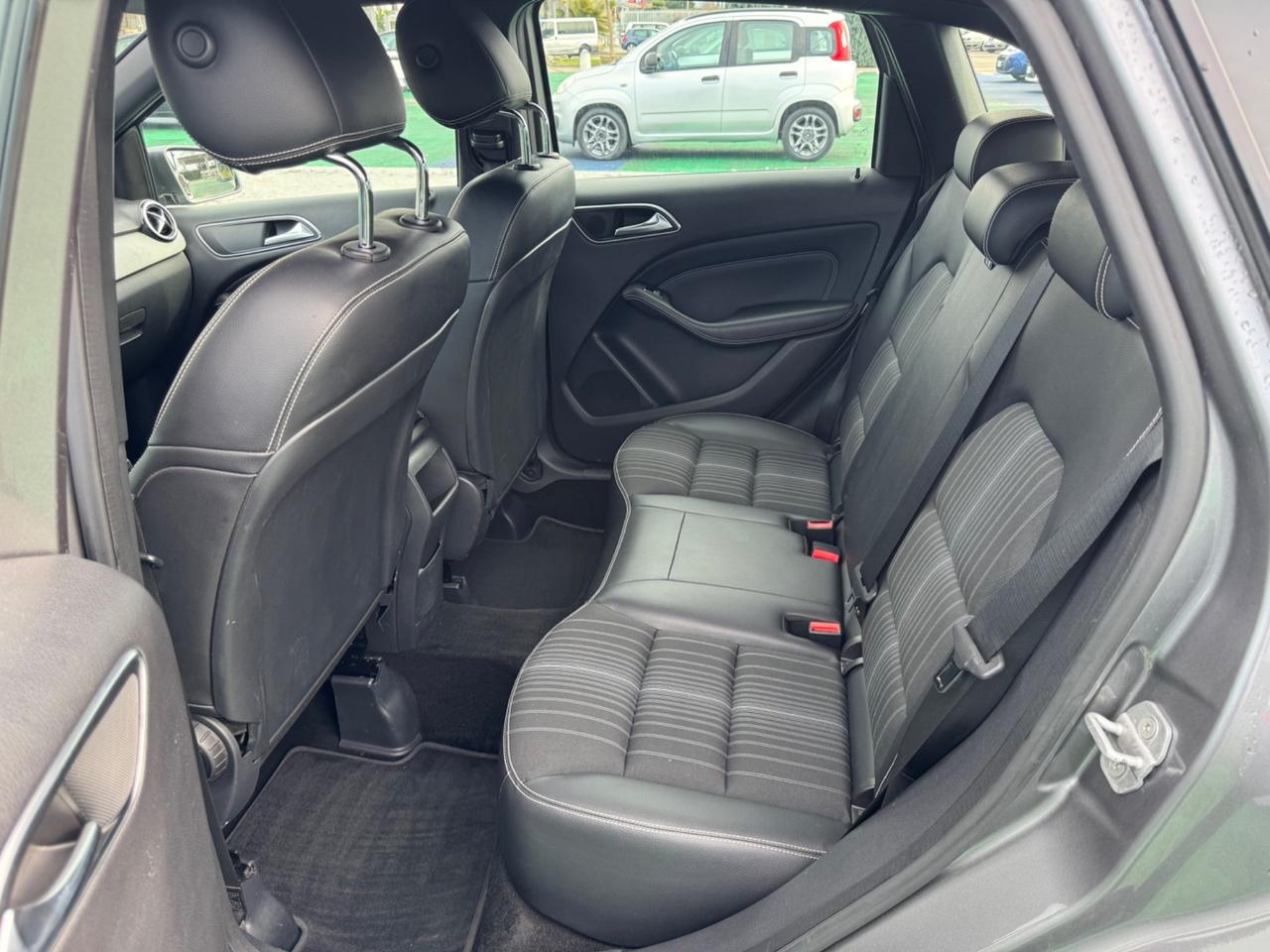 Mercedes-benz B 180 CDI BlueEFFICIENCY Premium