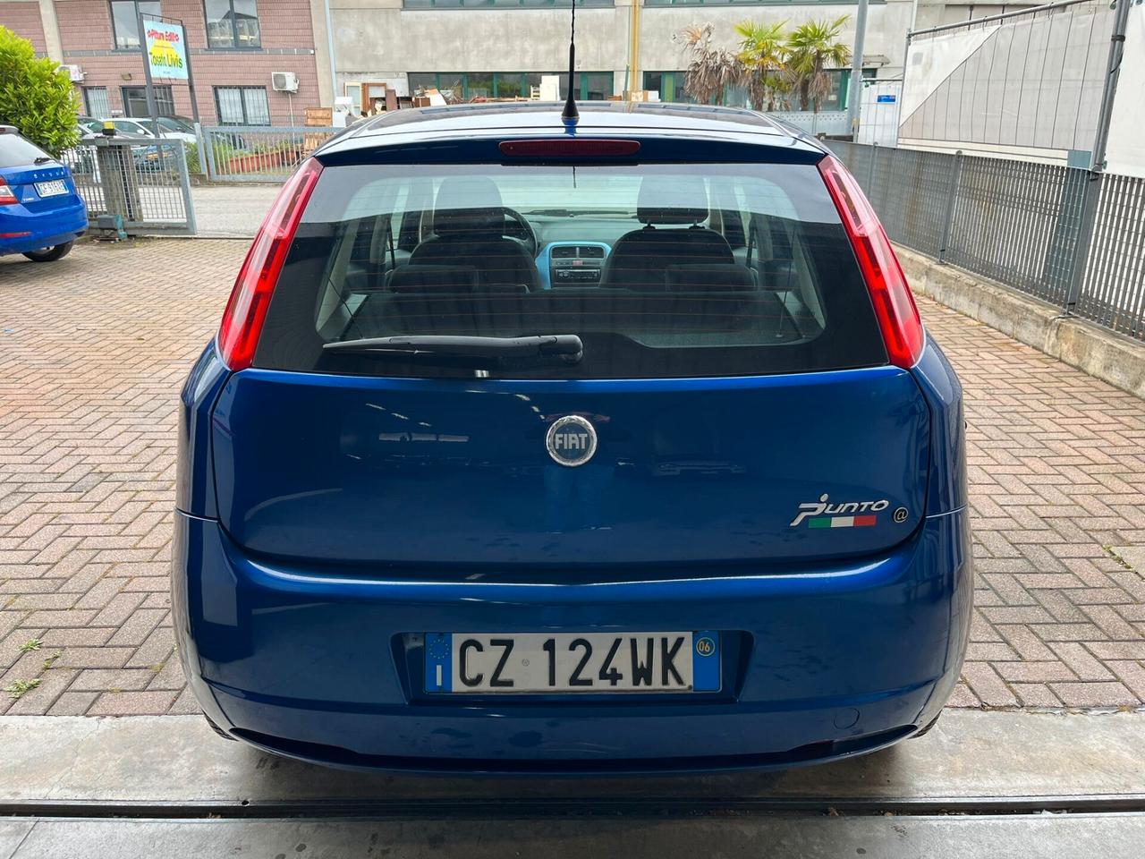 Fiat Grande Punto 1.4 5 porte Dynamic 123000KM