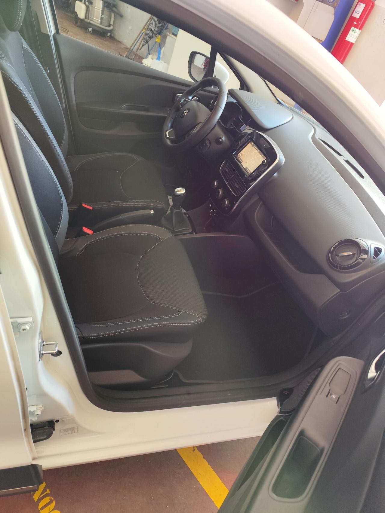 Renault Clio 1.2 75CV 5 porte Life