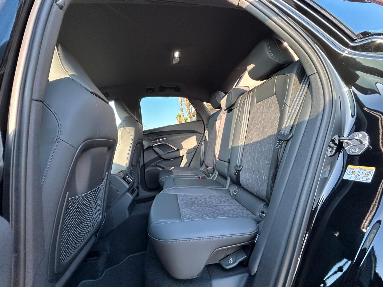 Audi Q5 2.0 tdi mhev+ S line quattro 204cv s-tronic KM 0