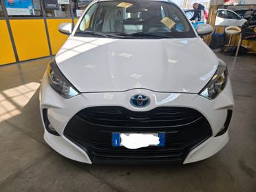 Toyota Yaris 1.5 Hybrid IVA ESPOSTA