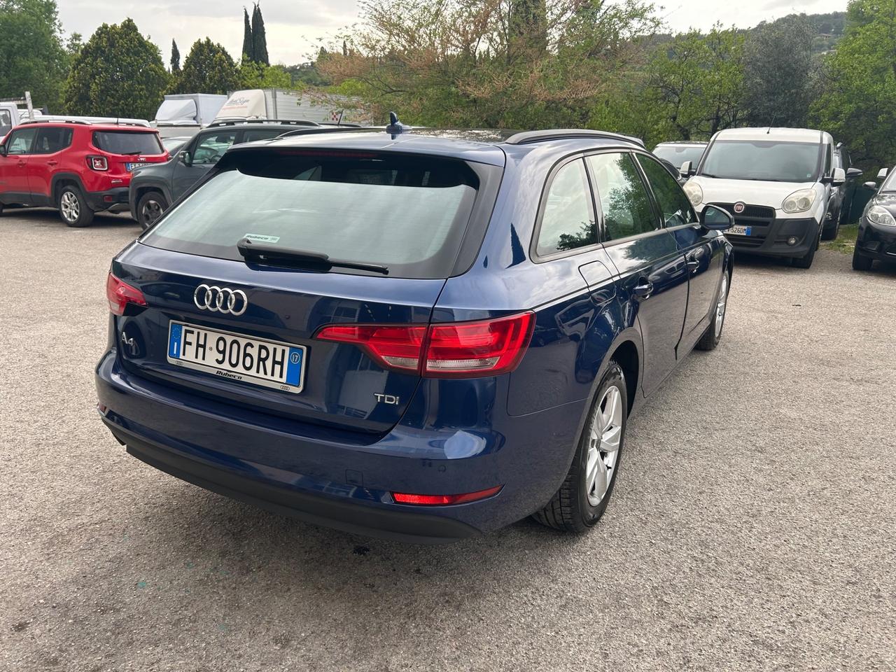 Audi A4 Avant 2.0 TDI 122 CV Euro6B