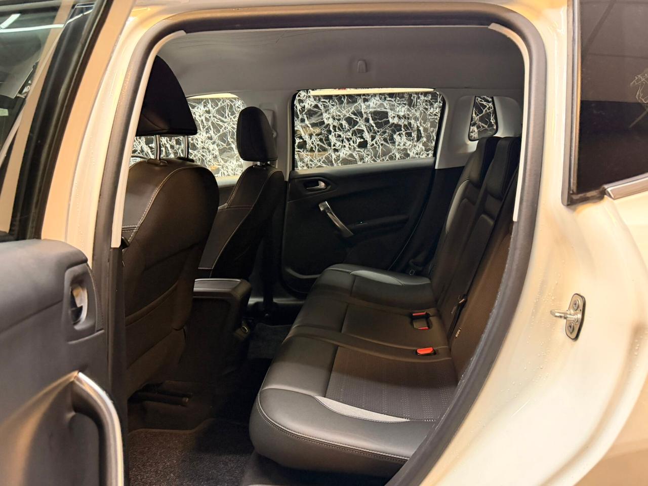 Peugeot 2008 BlueHDi 100 Allure