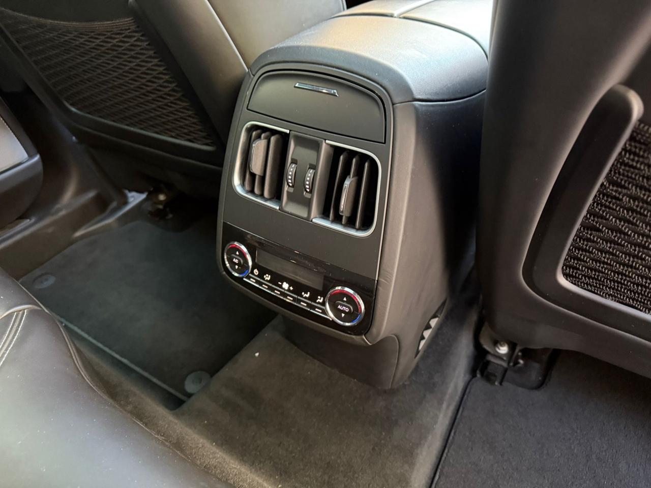 Maserati Levante V6 Diesel 275 CV AWD Granlusso