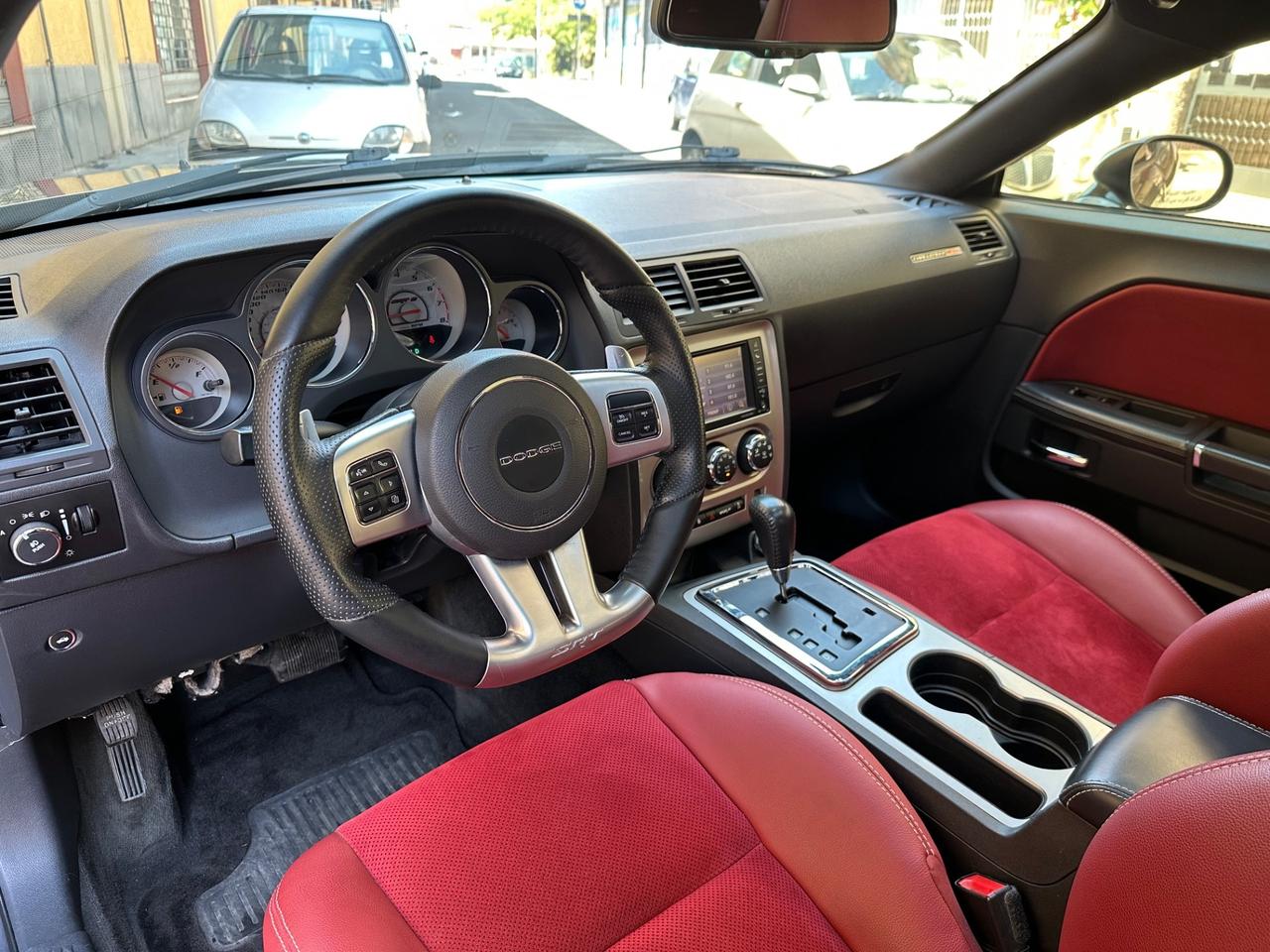 Dodge Challenger 6.4 SRT 392 Hemi