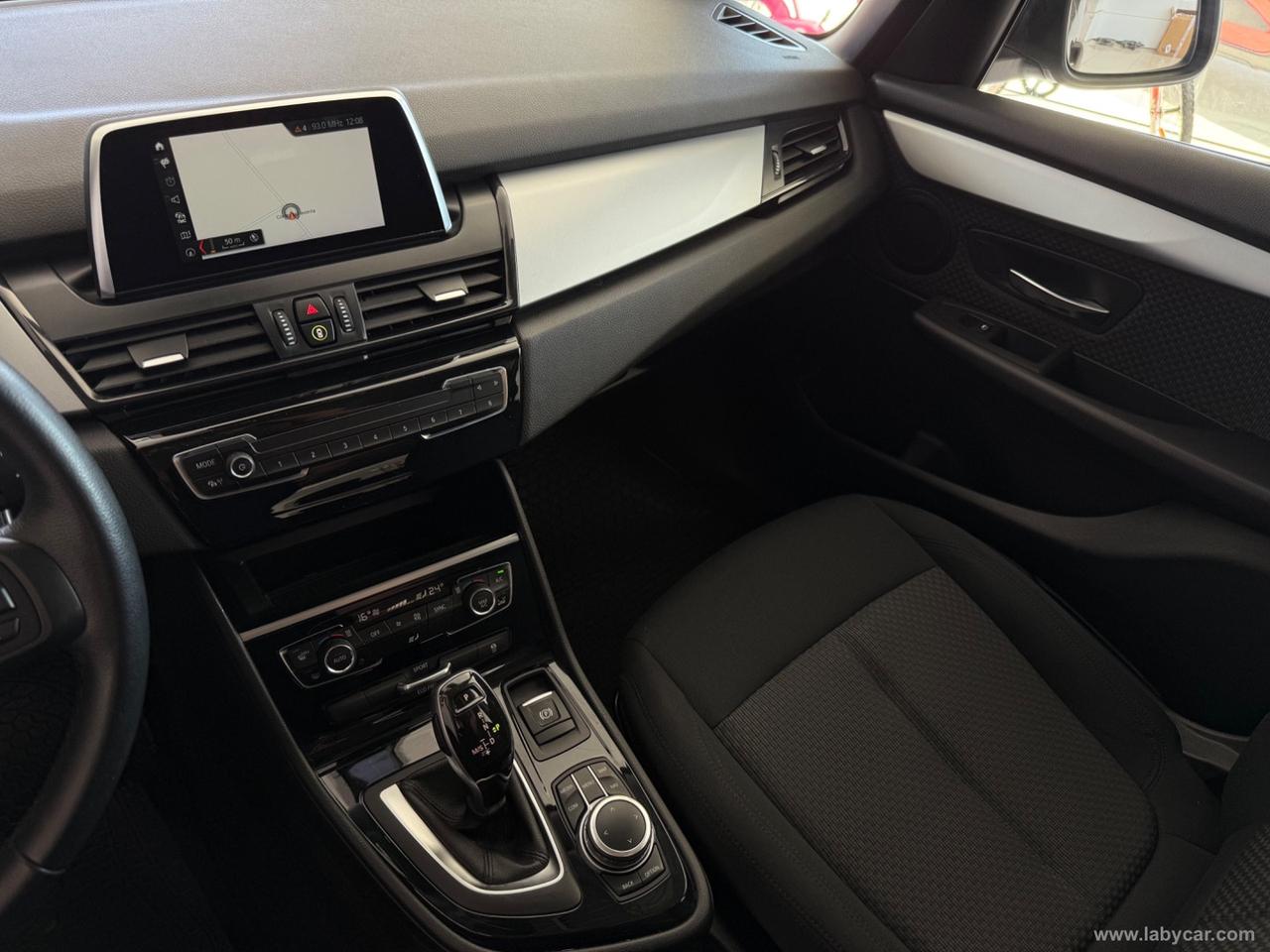 BMW 216d Active Tourer Business