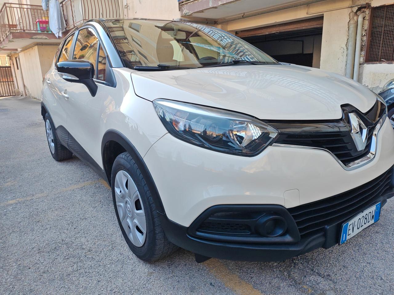 Renault Captur 0.9 TCe ZONA VOMERO TABLET CARPLAY