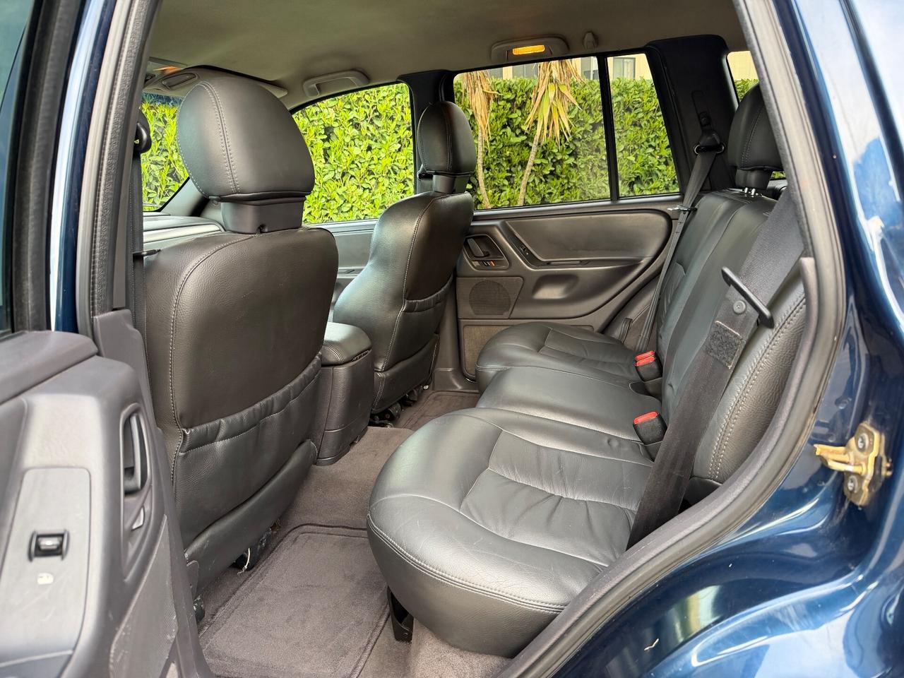 Jeep Grand Cherokee 3.0 CRD Laredo 106.000KM !