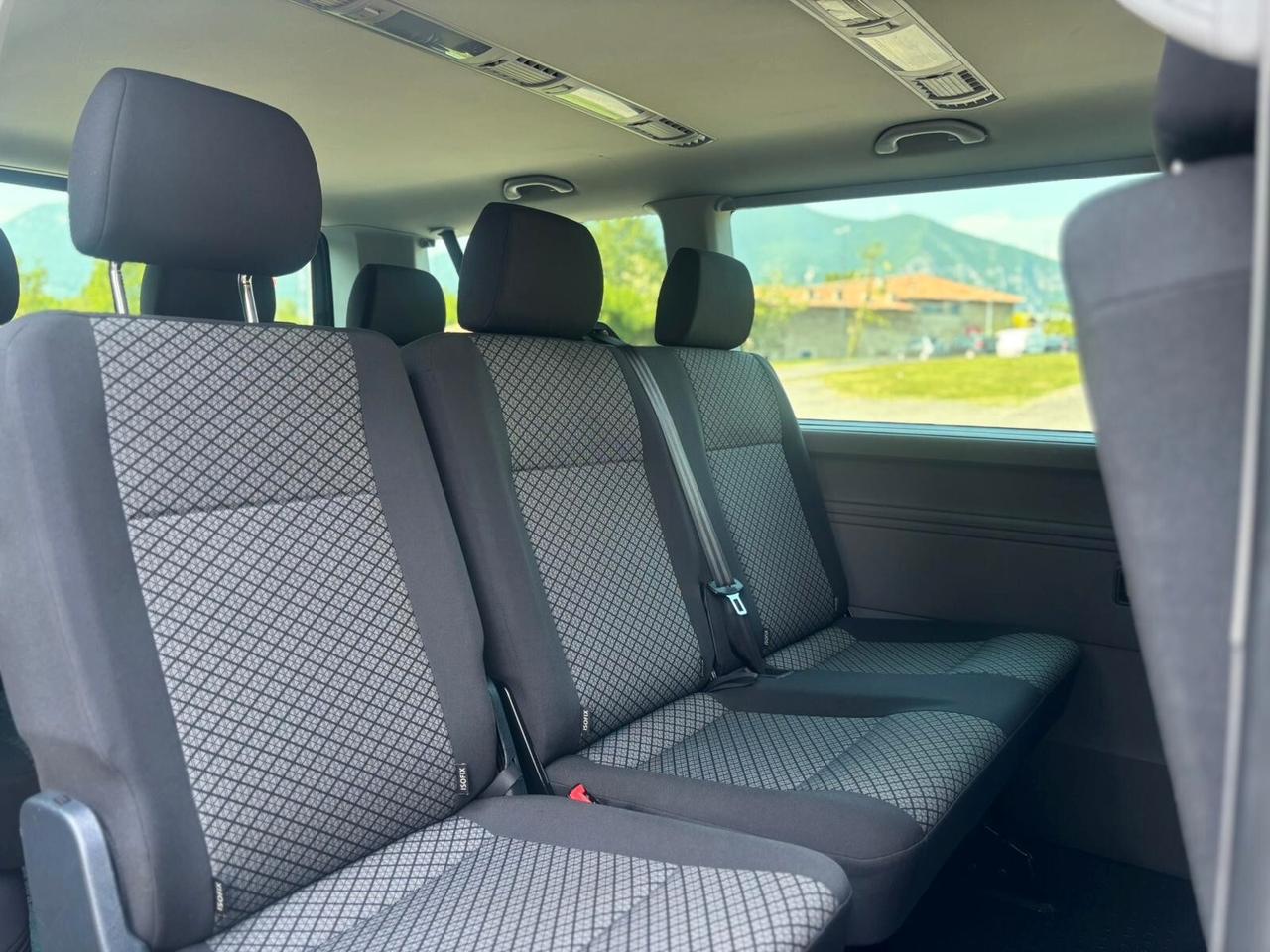Volkswagen Caravelle 2.0 TDI 110CV PC 9 posti