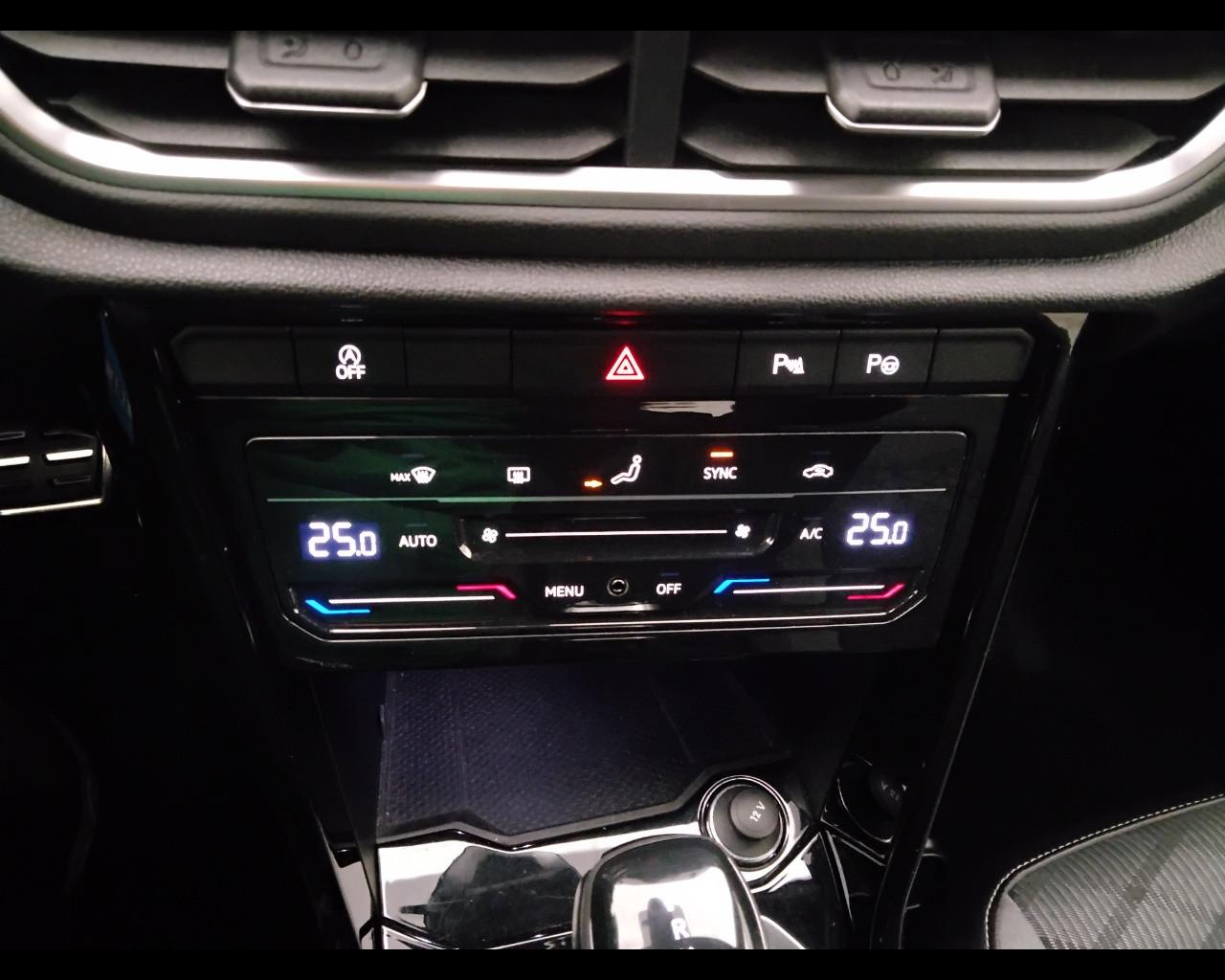 VOLKSWAGEN T-Roc I 2022 - T-Roc 1.5 tsi R-Line dsg