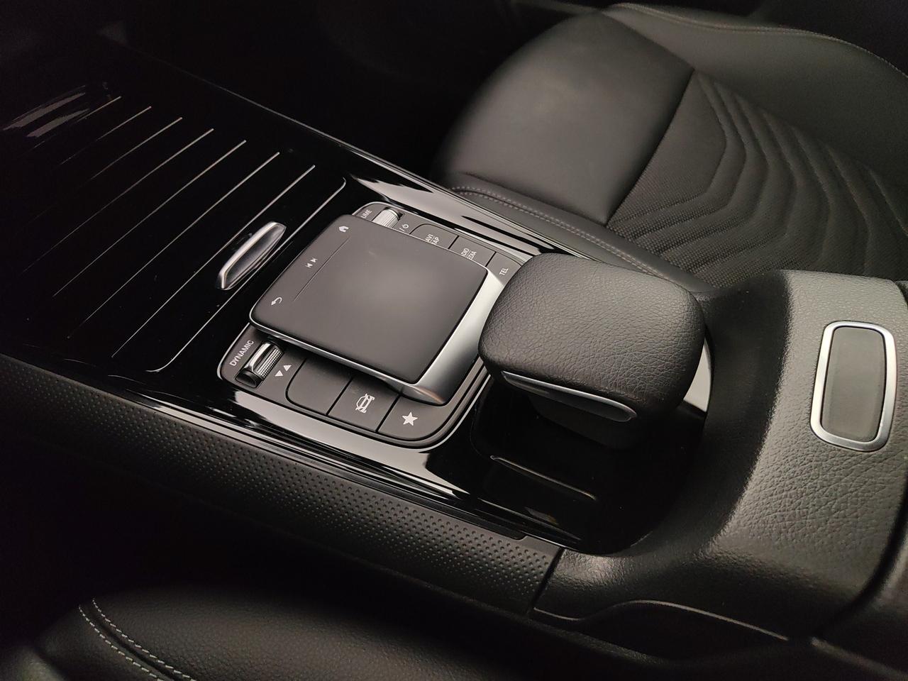 Mercedes-Benz GLB 180 d Sport auto