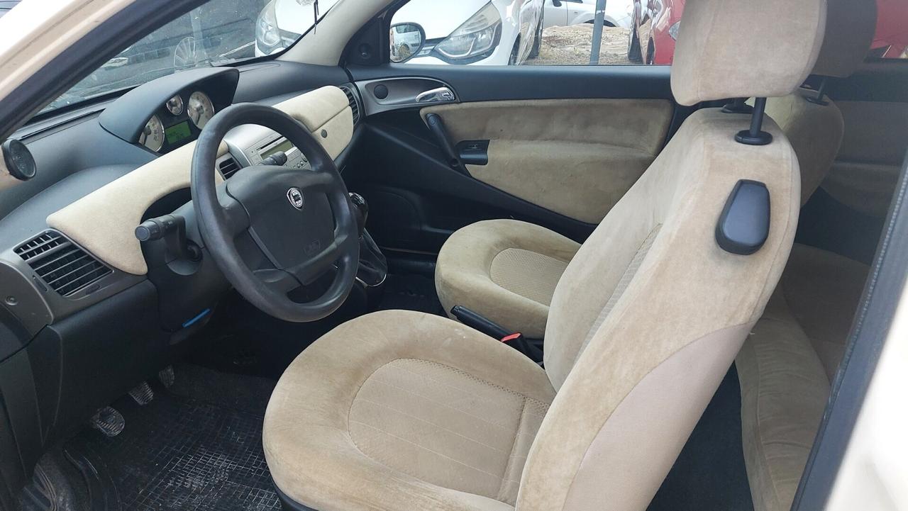 Lancia Ypsilon 1.3 Multijet 16V Platino