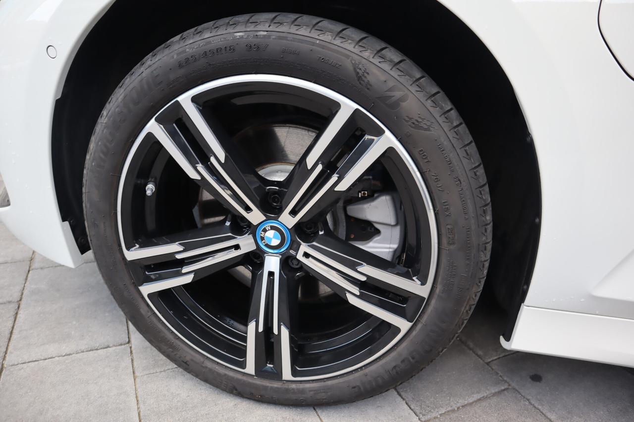 Bmw 330 330e xDrive Touring Msport PLUG IN HYBRIDO