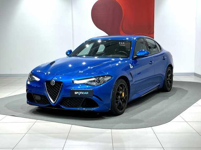 Alfa Romeo Giulia 2.9 T V6 AT8 Quadrifoglio