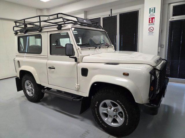 LAND ROVER Defender 90 2.4 TD4 AUTOVETTURA