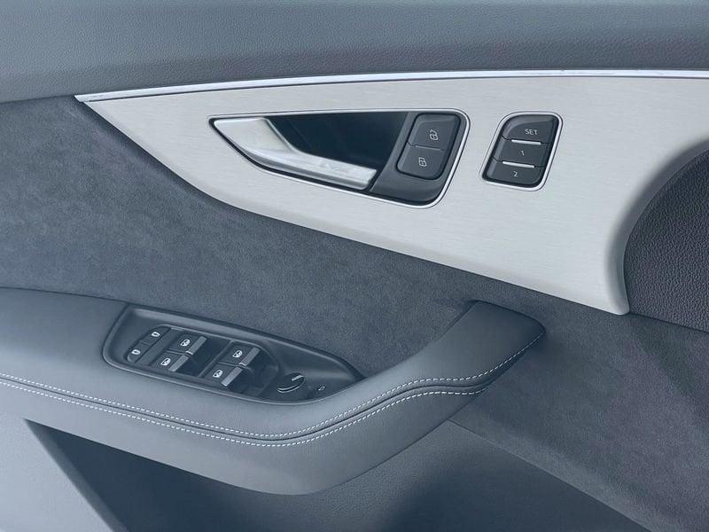 Audi Q8 Q8 SUV 50 TDI 286 CV quattro tiptronic S line edition