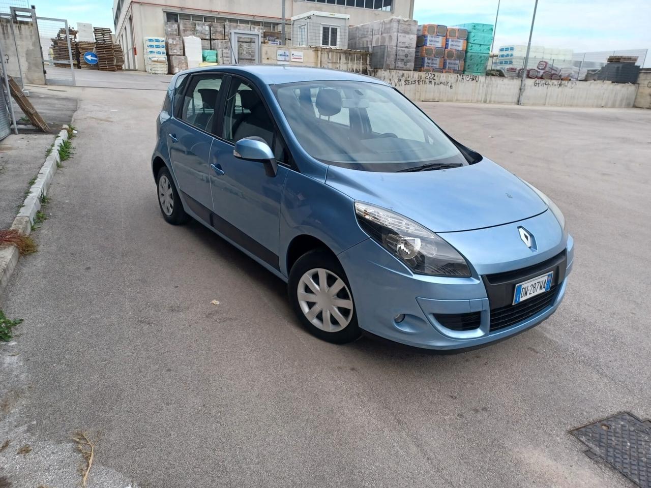 Renault Scenic Scénic 1.5 dCi 110CV Dynamique