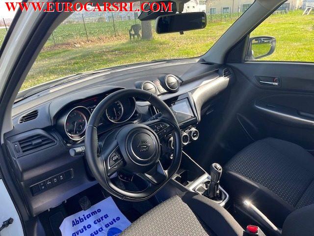 SUZUKI Swift 1.2 Hybrid Top