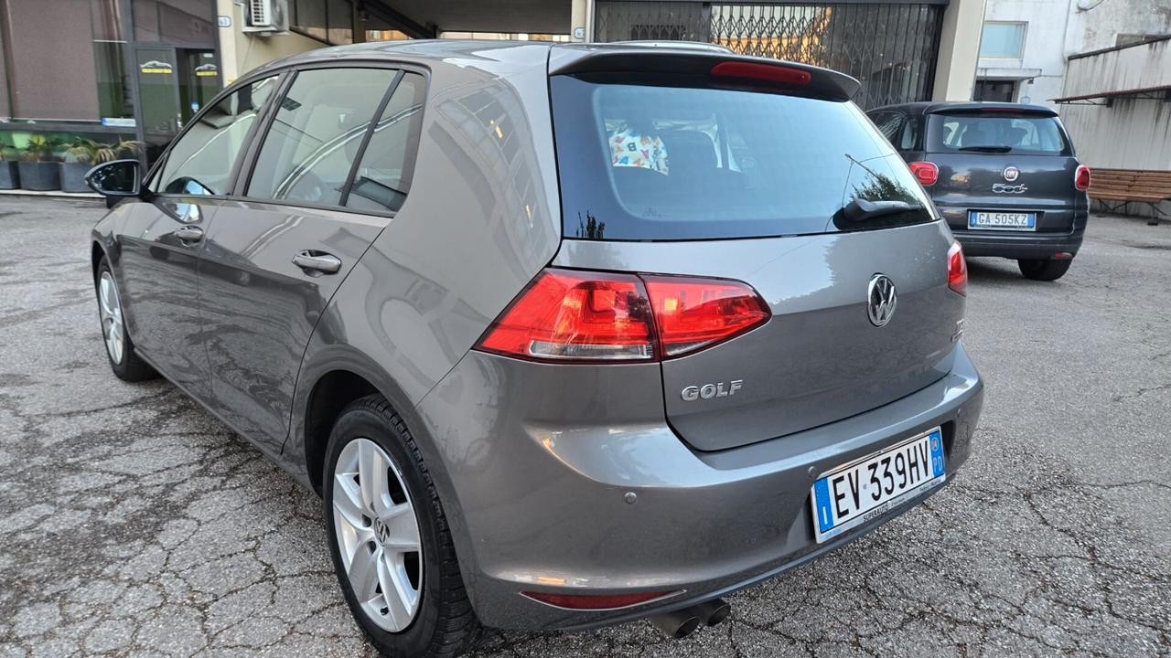 Volkswagen Golf 1.6 TDI 5p. 4MOTION Highline BlueMotion Technology