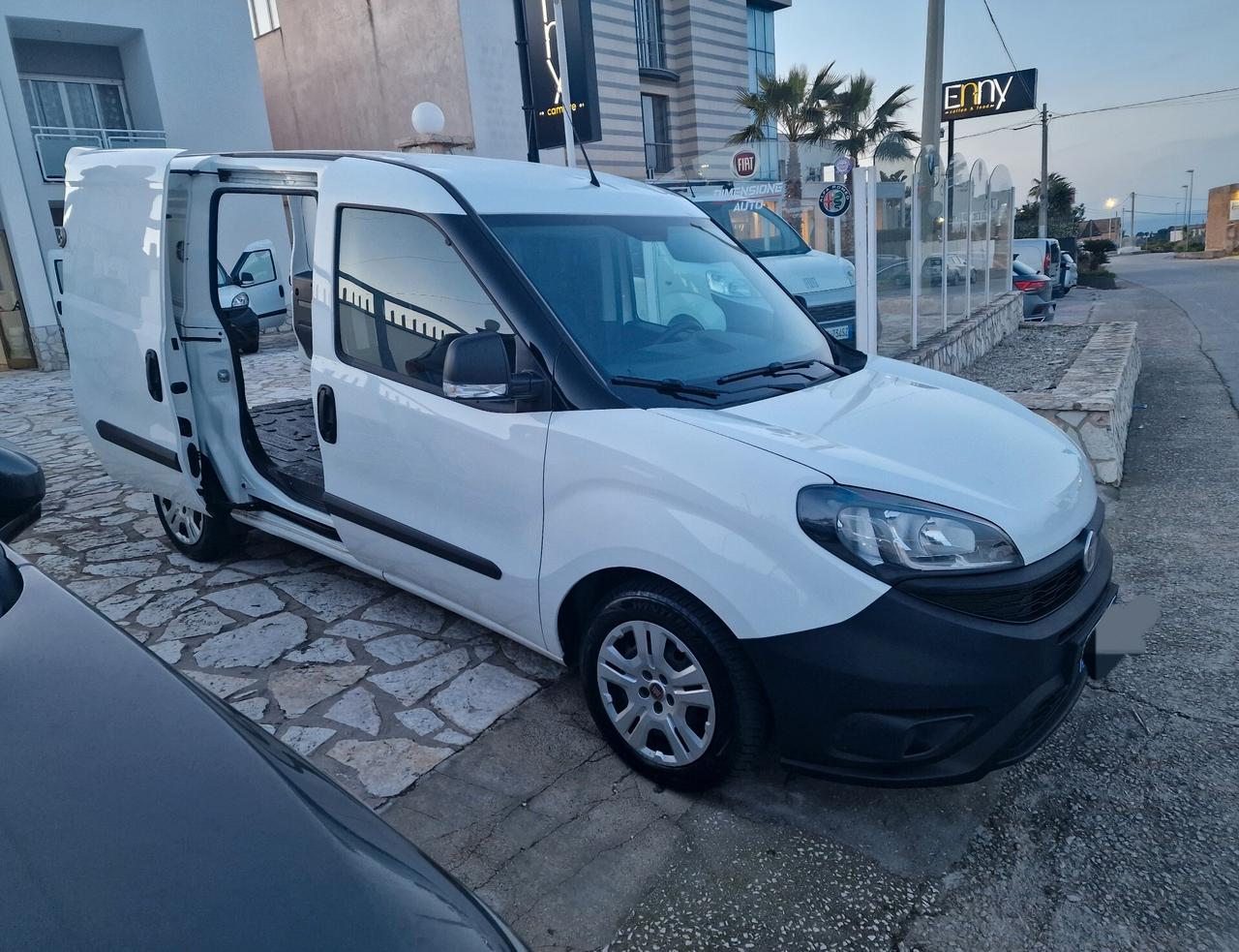 Fiat Doblo Doblò 1.6 MJT 105CV Lounge 3POSTI 2022