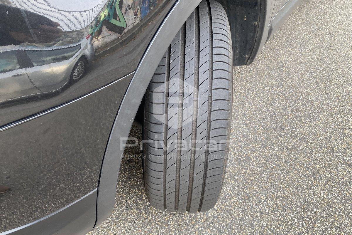 NISSAN Qashqai 1.6 16V Tekna