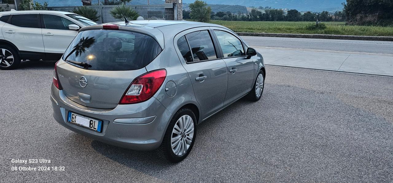 Opel Corsa 1.2 85CV 5 porte GPL-TECH Edition