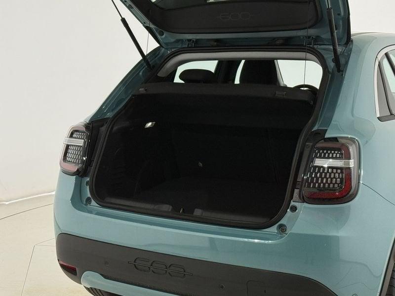 FIAT 600 1.2 Hybrid 145cv DCT MHEV