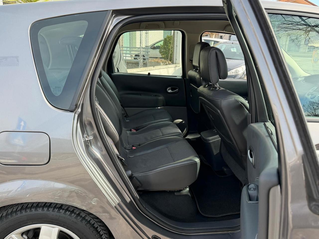 Renault Scenic Grand Scénic 1.6 16V GPL Serie Speciale PlayStation Portable