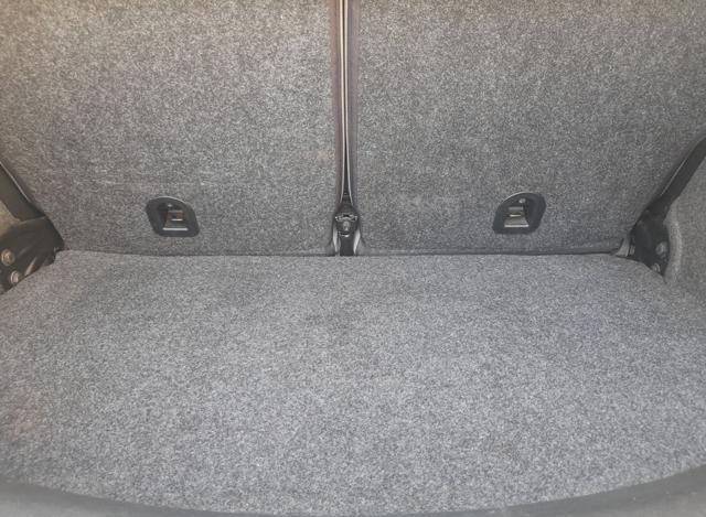 LANCIA Ypsilon Metano Ecochic Silver