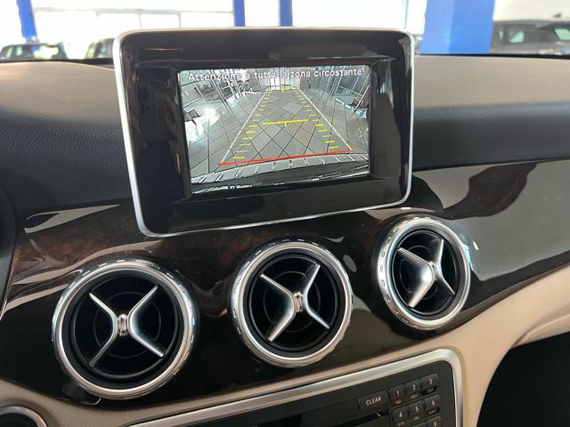 MERCEDES-BENZ GLA 250 Automatic 4Matic Sport