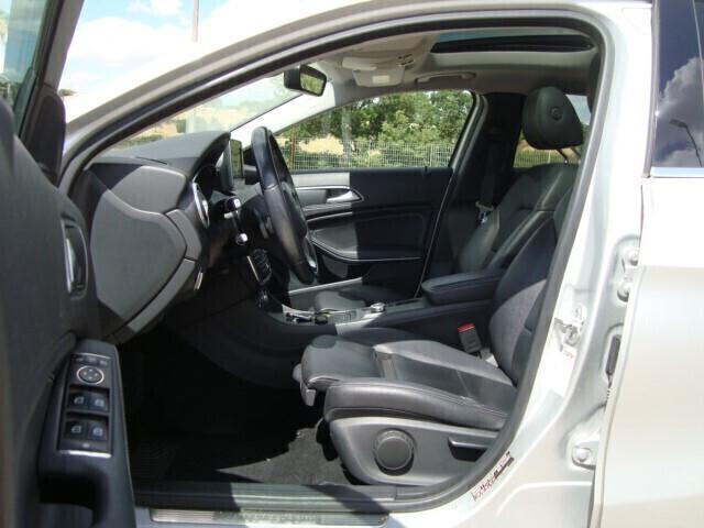 Mercedes- GLA 200d Automatic ''TETTO PANORAMICO''