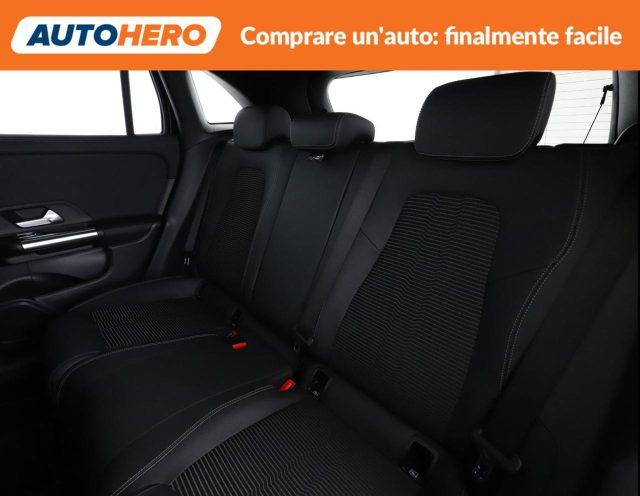 MERCEDES-BENZ GLA 180 d Automatic Premium