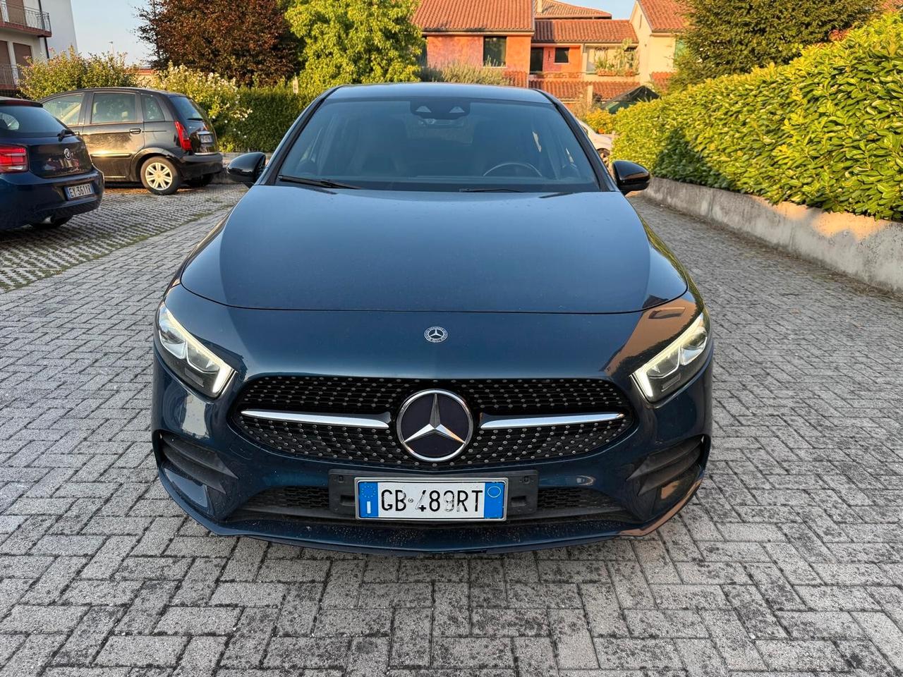Mercedes-benz A 180 d Premium
