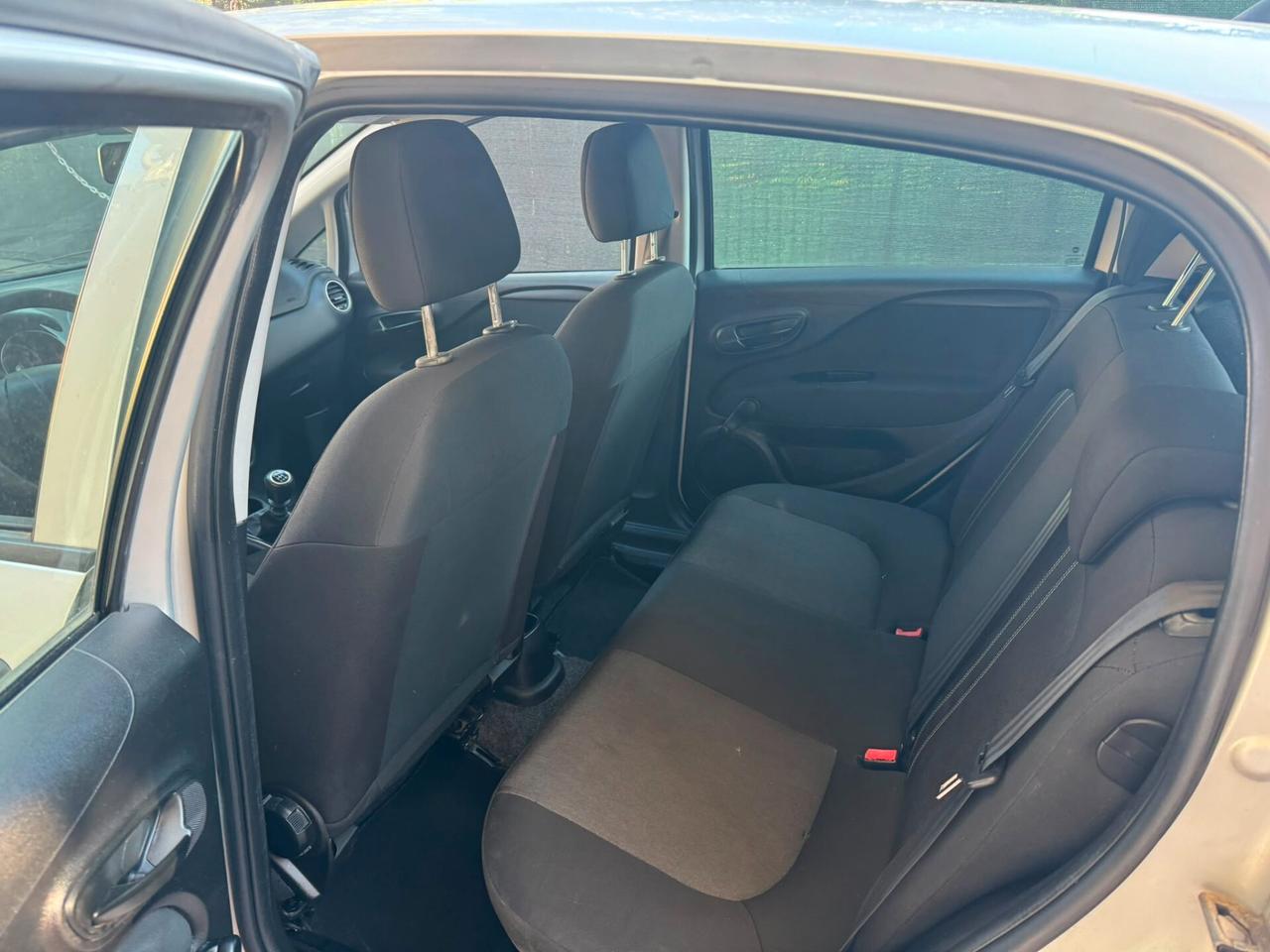 Fiat Punto 1.2 Lounge euro 6 - 2015
