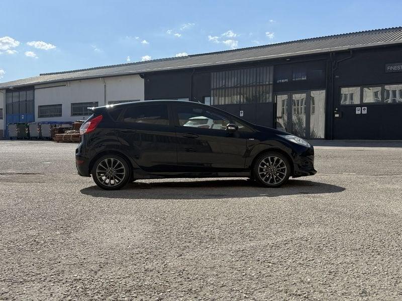 Ford Fiesta 1.5 TDCi 75CV ST-Line