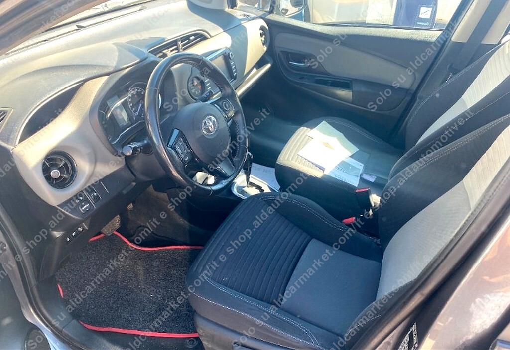 Toyota Yaris 1.5 Hybrid 5 porte Business Bluetooth Retrocam UNIPRO IVA DEDUCIBILE