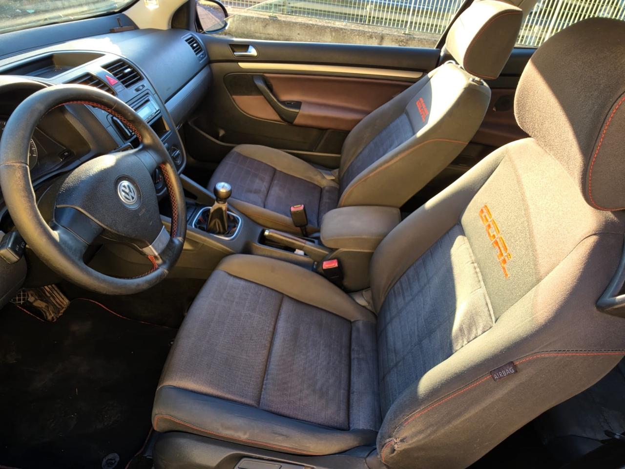 Volkswagen Golf 1.6 16V FSI 3p. Comfortline