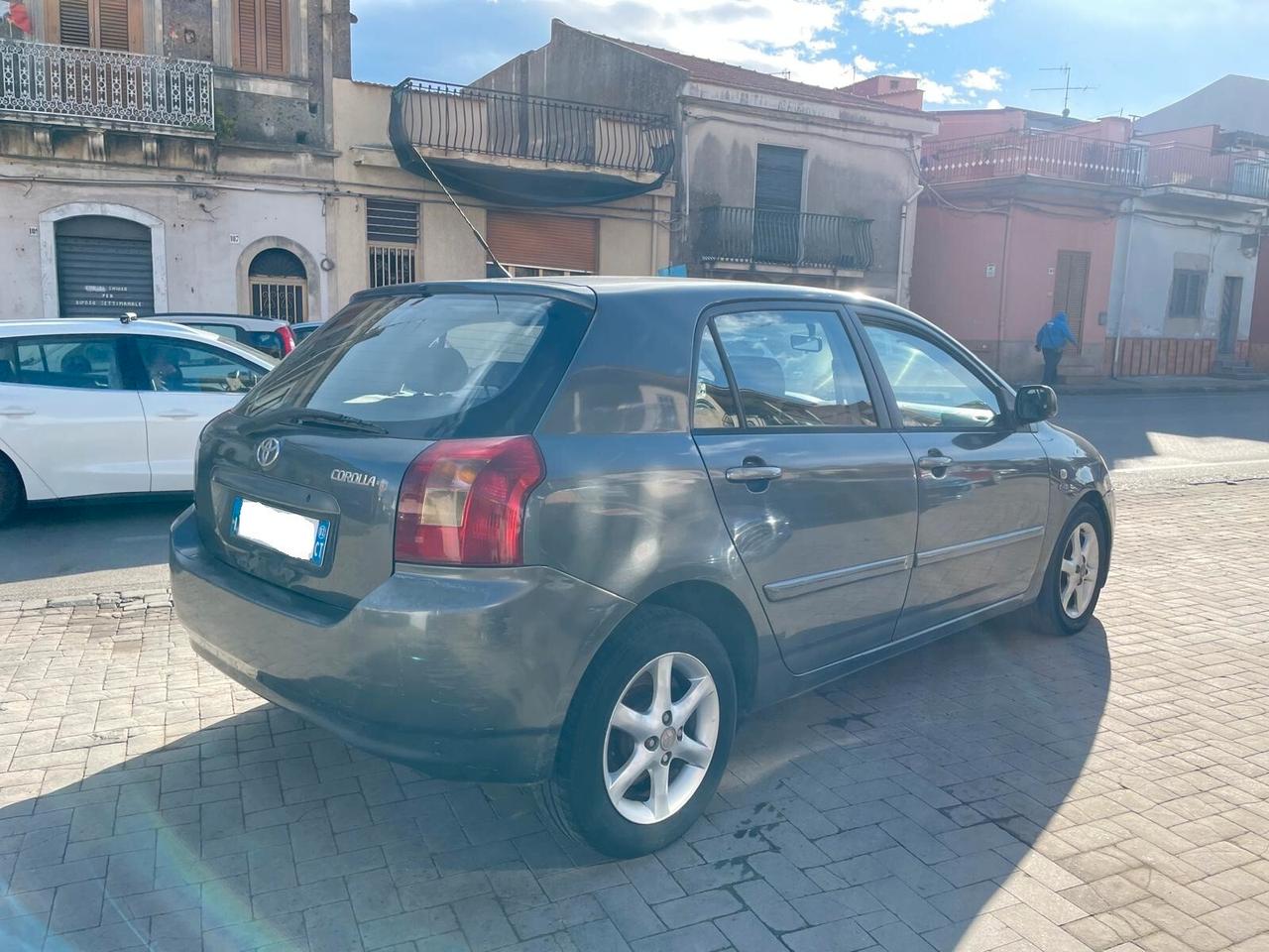 Toyota Corolla 2.0 tdi D-4D 5 porte Sol