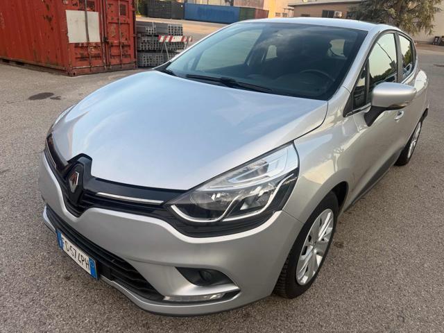 RENAULT Clio 1.2 75CV 5p senza nessun lavoro da fare