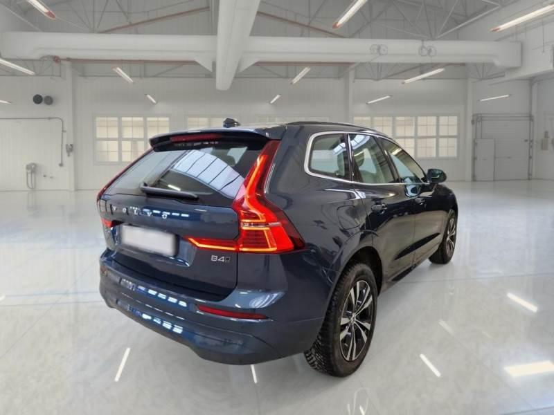 VOLVO Xc60 B4 Mild Hybrid (D) Awd Geartronic Momentum Pro