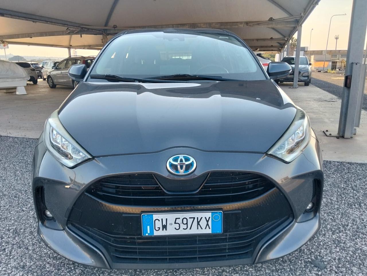 Toyota Yaris 1.5 Hybrid 5P Lounge - 2021
