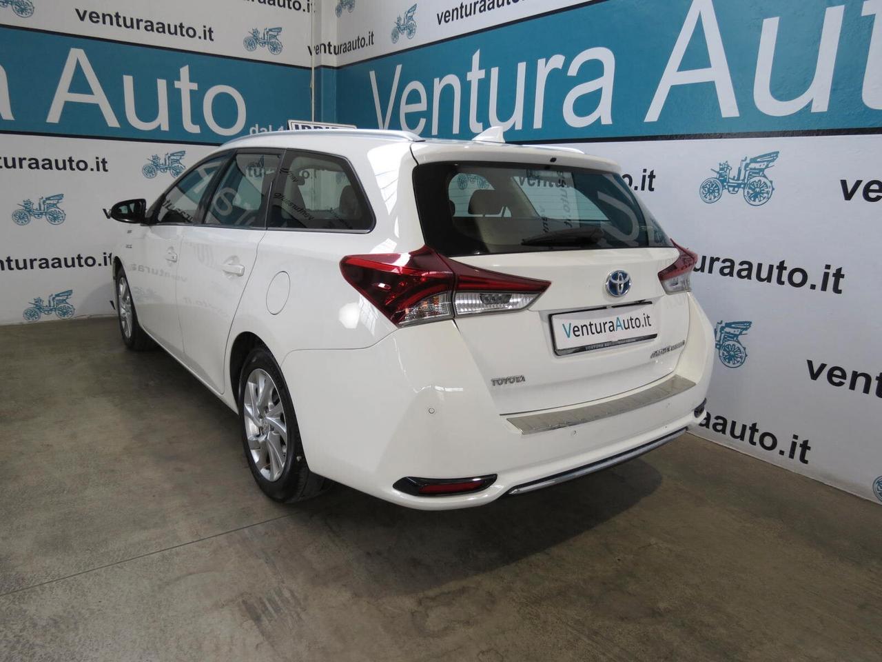 Toyota Auris Touring Sports 1.8 Hybrid Active