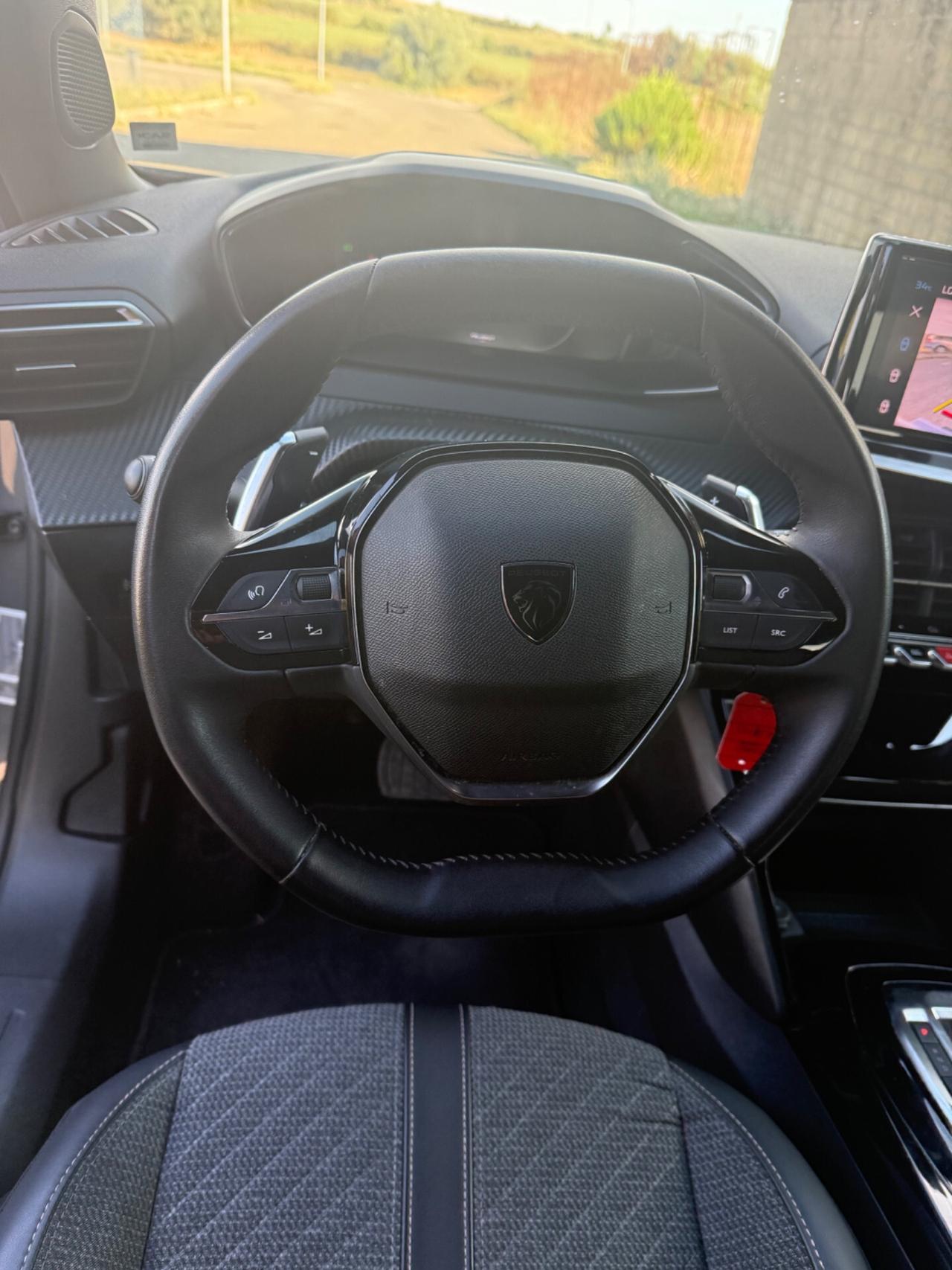 Peugeot 2008 BlueHDi 130 S&S EAT8 GT