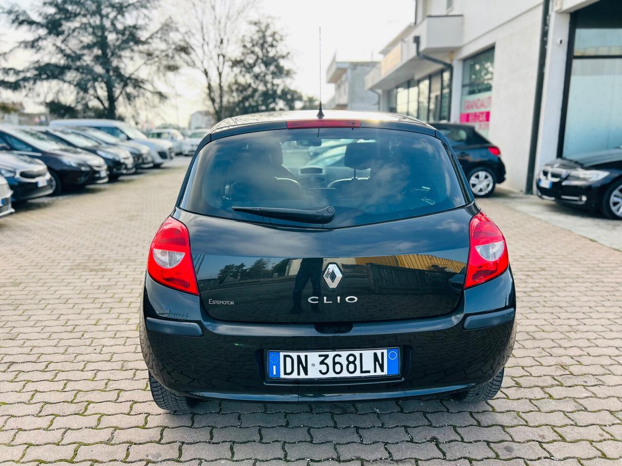 Renault Clio 1.2 16V 5 porte Le Iene