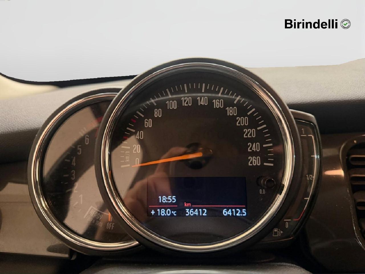 MINI Mini 4ª serie (F56) - Mini 1.5 Cooper Camden Edition