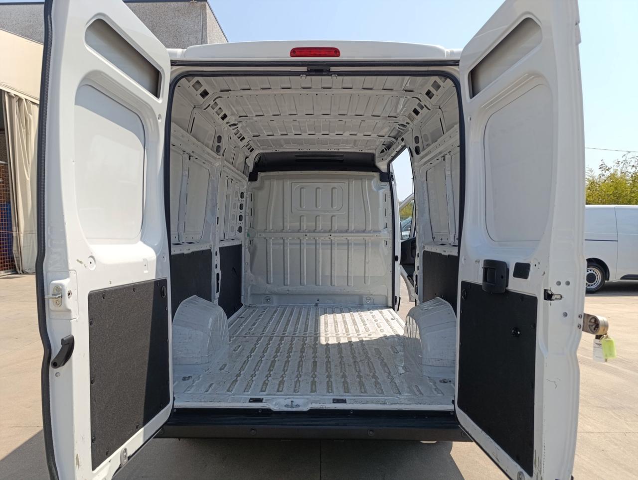 PEUGEOT Boxer 333 2.2 bluehdi 140cv S&S L2H2