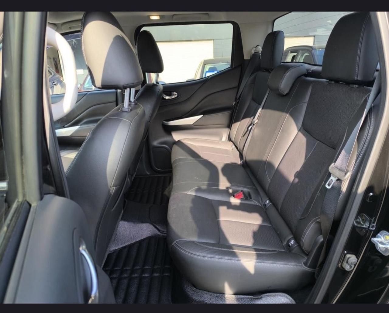Nissan Navara 2.3 dCi 190 CV 4WD Double Cab N-Connecta