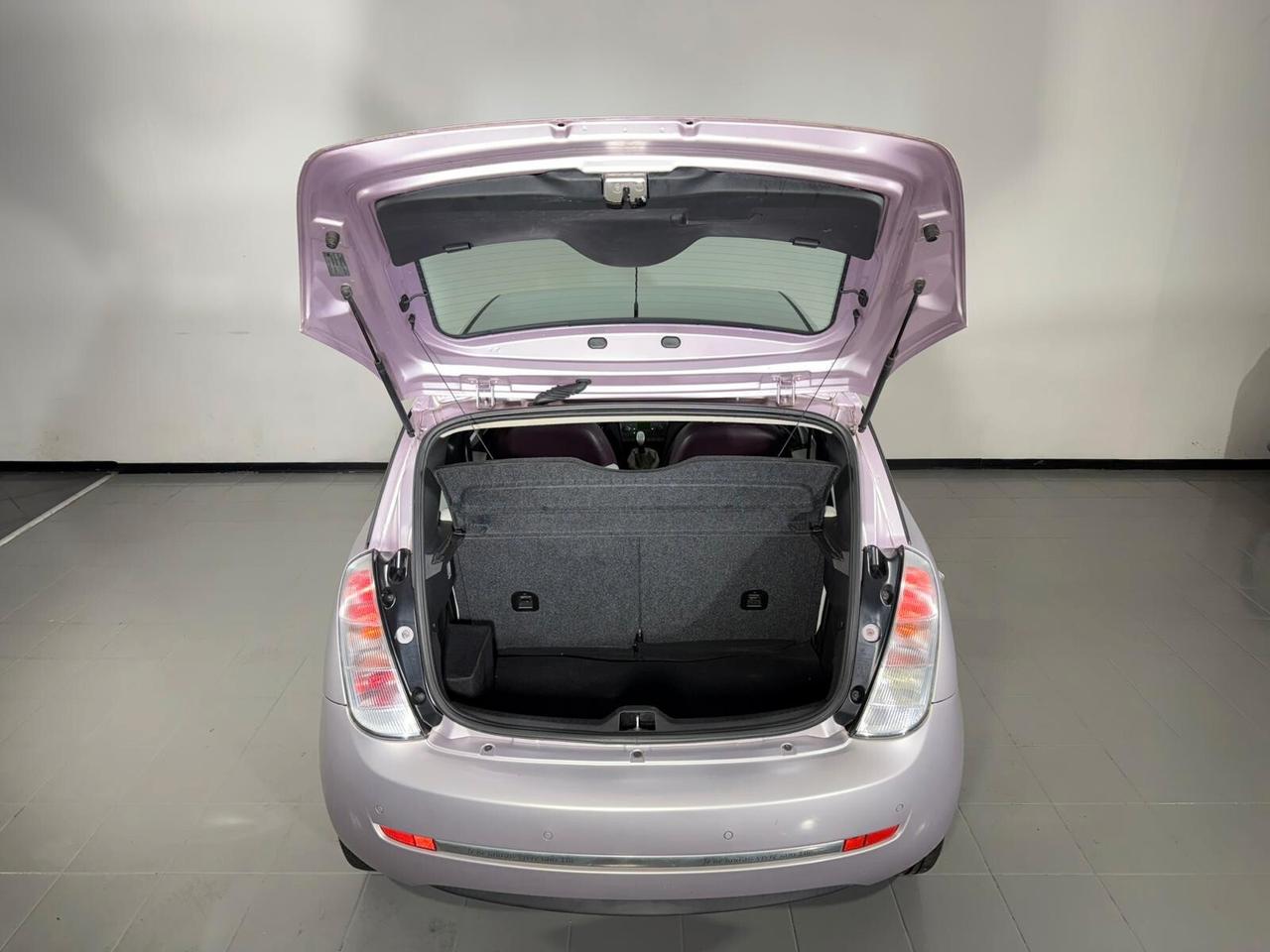 Lancia Ypsilon 1.2 Versus