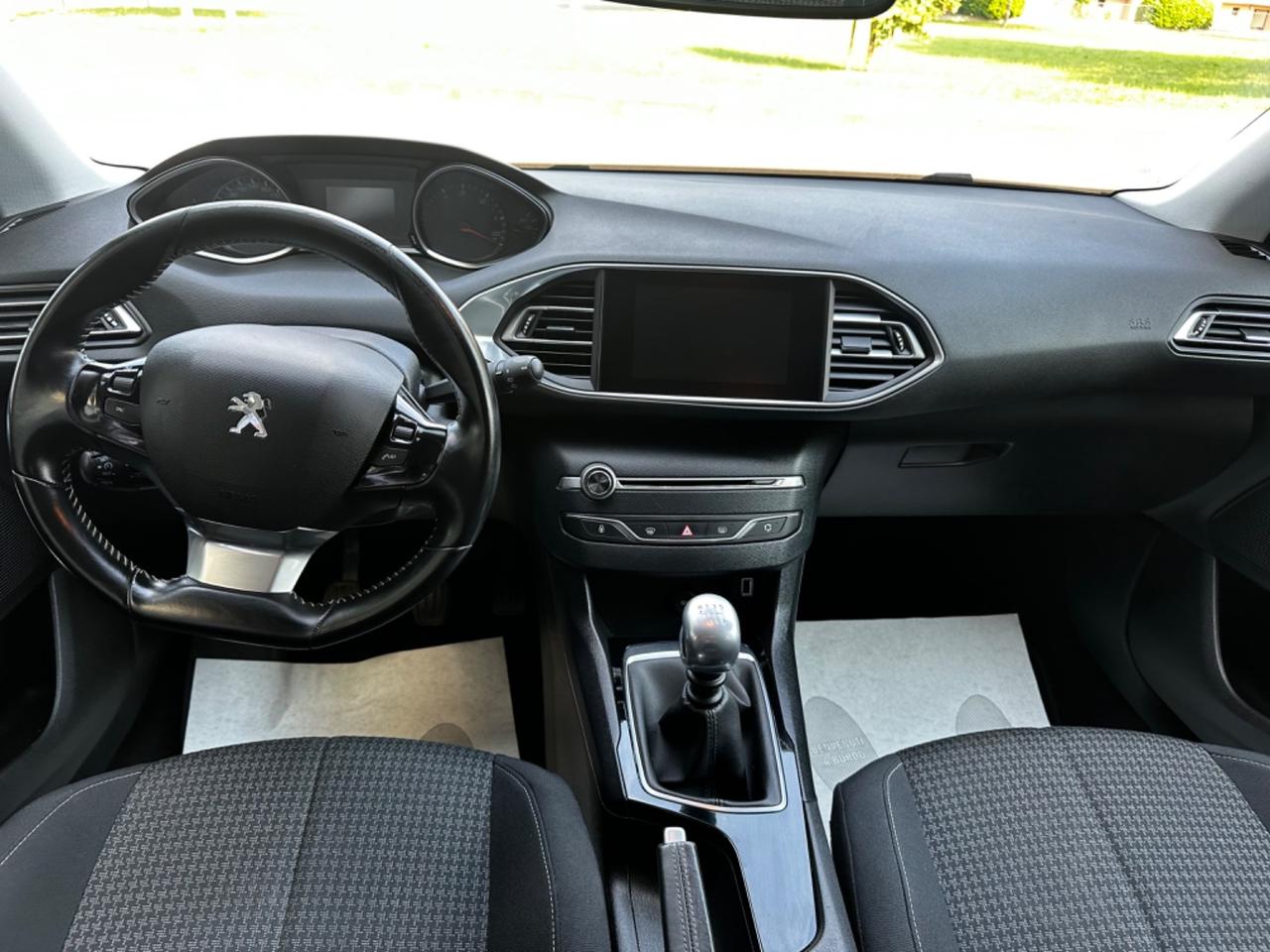 Peugeot 308 BlueHDi 130 S&S SW Allure